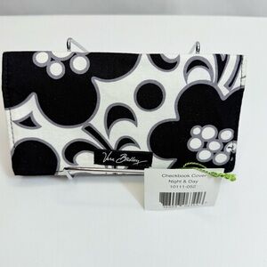 Vera Bradley Night & Day Checkbook Cover in Black and White